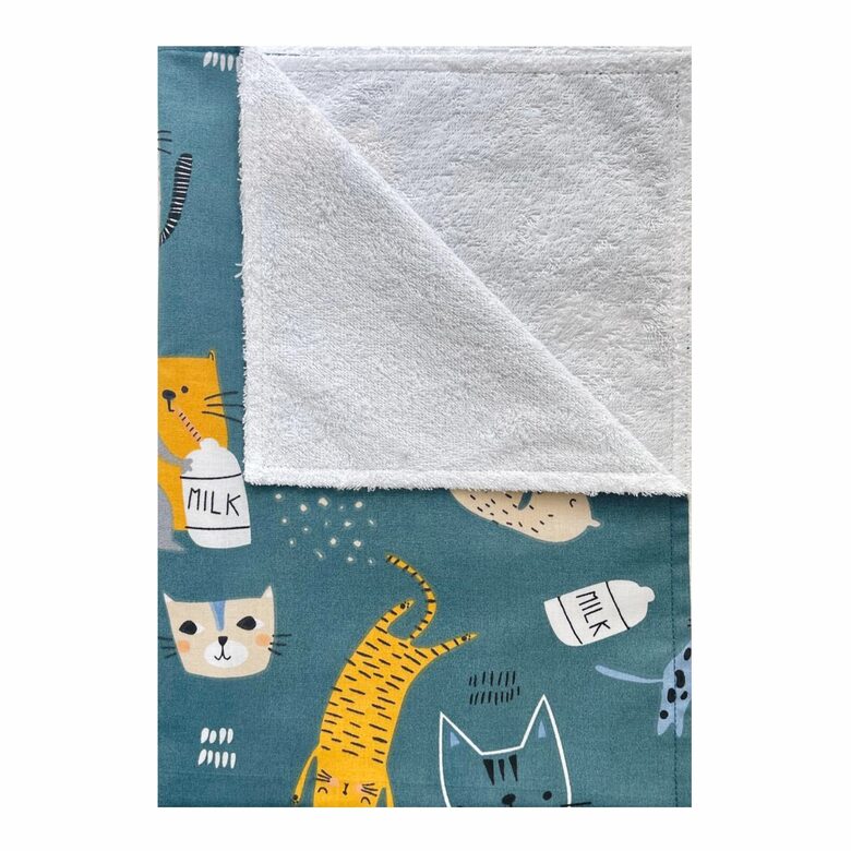  Waterproof Diaper Changing Pad | Kittens on a dark background