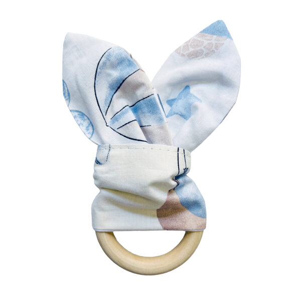 Koka graužamriņķis ar austiņām | Pilots